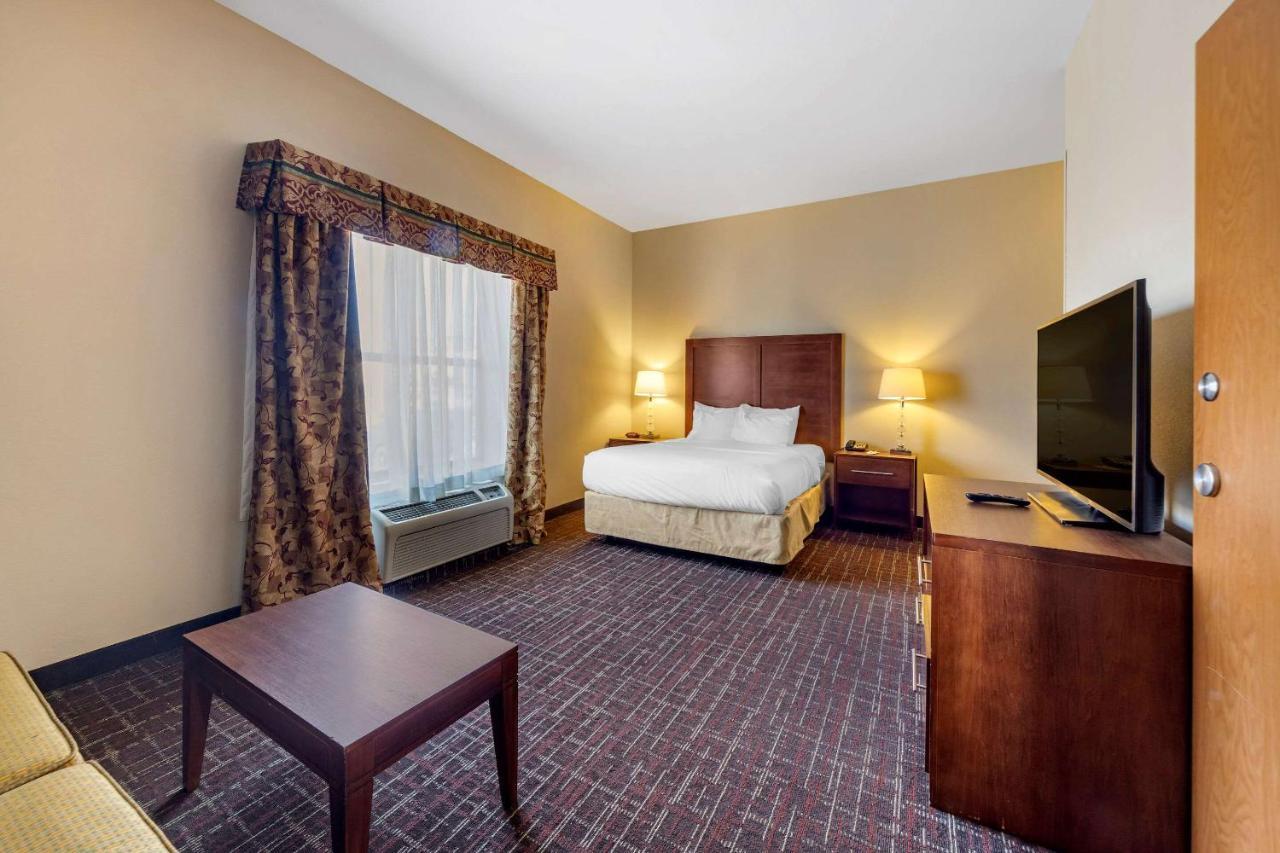 Comfort Inn & Suites Shawnee North Near I-40 Extérieur photo
