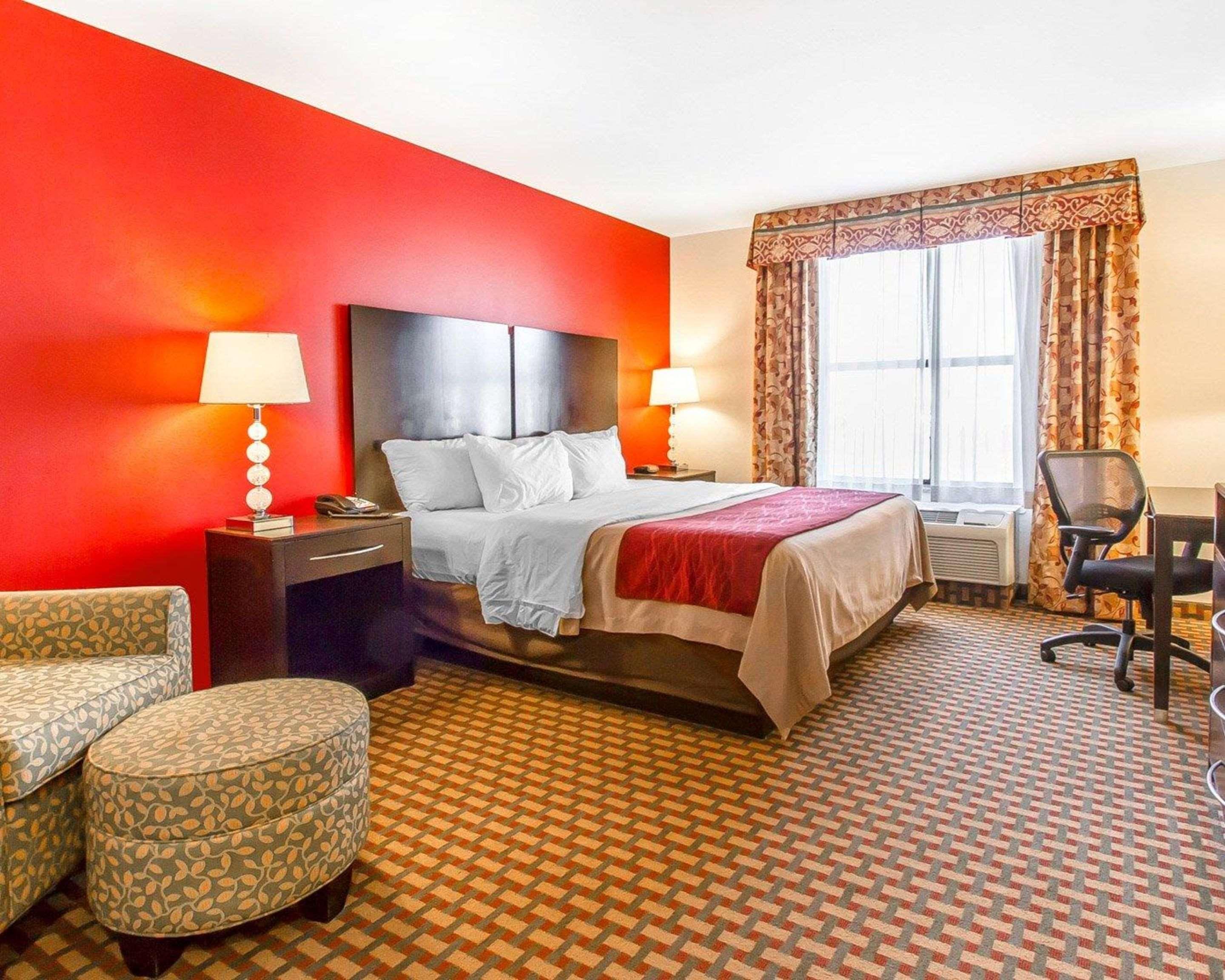 Comfort Inn & Suites Shawnee North Near I-40 Extérieur photo